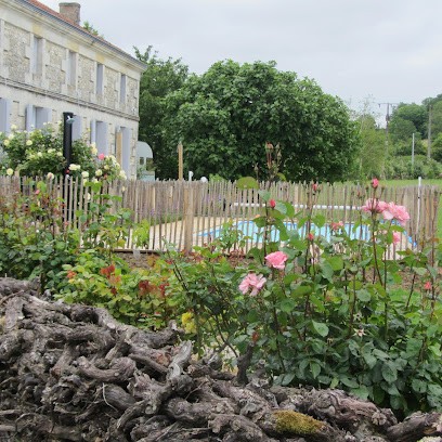 Gîte de charme La Demeure d'Aliénor, Gîte à Saint-Thomas-de-Conac