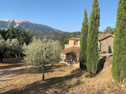 Font Nouvelle, maison de charme avec piscine, en Drôme provençale, 10p., Gîte à Plaisians