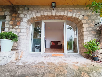 Les Petits Gîtes Du Salagou, Gîte à Lodève
