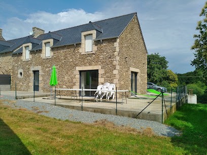 Les Gites De La Ville Buzard, Gîte à Corseul