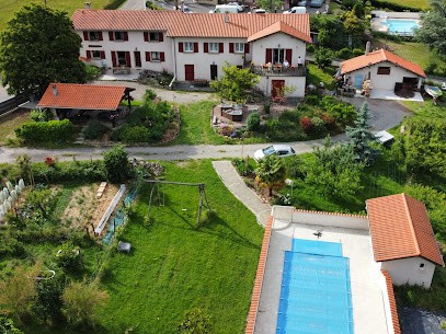 Gîtes - Le mas des marronniers, Gîte à Saint-Just-Chaleyssin