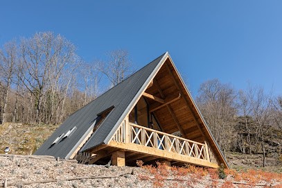 Chalets Na'Thur Lodge, Gîte à Fellering