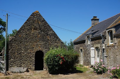 Gîte Le Cosquer-sur-Zur : Location Maison De Vacances Pour 6 à 8 Personnes, Avec 2 Chambres, Jardin, Proche Plages/station Balnéaire/randonnée/Crouesty/Sarzeau/Vannes/Navalo, Située à Surzur, Dans La Morbihan, En Bretagne, Gîte à Surzur