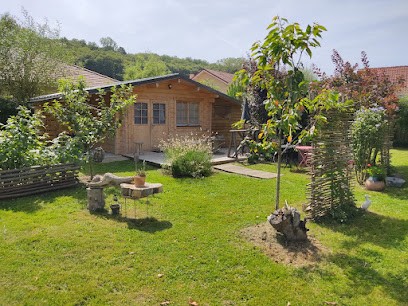 Gîte & Chambres D'hôtes Les Tilleuls De Saint Jean, Gîte à Saint-Jean-d'Avelanne