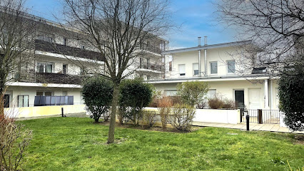 L'appartement Des Vergers - Gîtes De France, Gîte à Épernon
