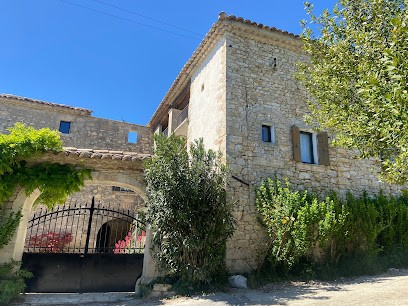 Le gîte de La Maison Perchée, Gîte à Montclus