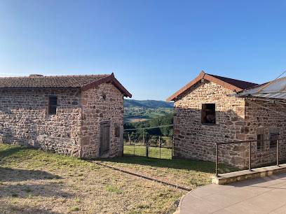Gîte À Saint-Point 71 - Le Fournil Du Bernachon Gîte à Saint-Point