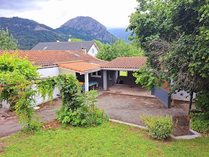 Gites le clos des pradals Banat Tarascon /Ariège, Gîte à Tarascon-sur-Ariège