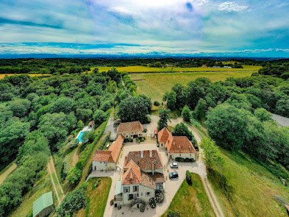 Domaine Larrouye Gîte à Mesplède