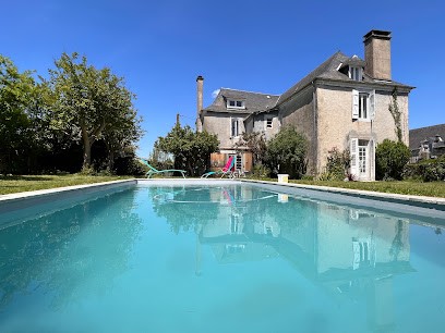 Gîte Le Relais Du Roy, Gîte à Sendets