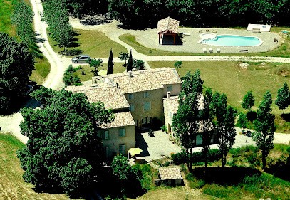 Gites Le Perrier, Gîte à Grane