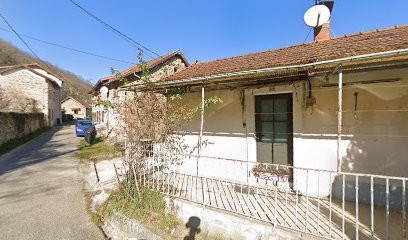 A L’orée Du Bois Jolie, Gîte à Villemoirieu