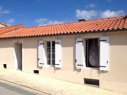 Home Of The Archangel, Gîte à Sèvremont