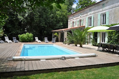 La Demeure Du Moulin, Gîte à Fléac-sur-Seugne
