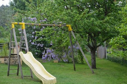 Gîte Ferme de la Fajolle, Gîte à Saint-André-d'Allas