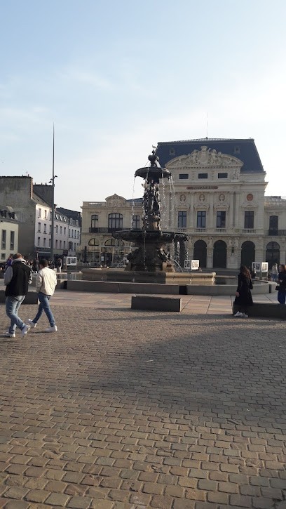 Gîte De La Ferme De La Cour: Location Gîte équestre Randonnée 3 épis Cottage Normandie Manche, Gîte à Crasville