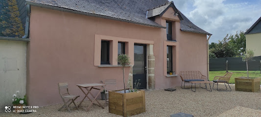 Des Racines & Des "L" - La P'tite Maison, Gîte à Missiriac