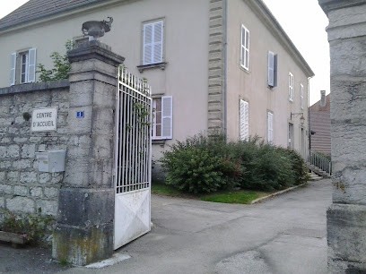 Centre d'Accueil, Gîte à Courvières