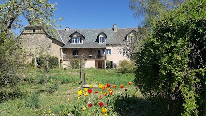 Eco Gîte Les Jardins Du Batut, Gîte à Roussennac