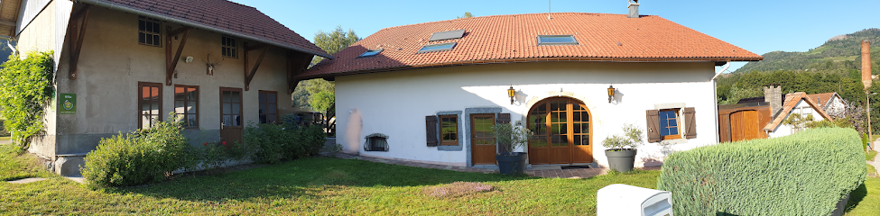 Gite Des Ayès 14 Places, Gîte au Thillot