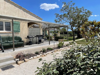 Gîte Le Palmier de Mira - MiraVacances, Gîte à Saint-Chaptes