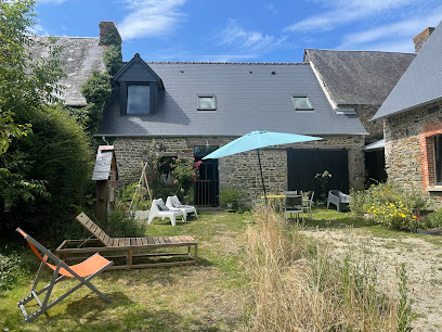 Les Nichoirs De Courtils Gîte à Courtils