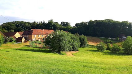 Le Hameau de la Vergne, Gîte à Saint-André-d'Allas