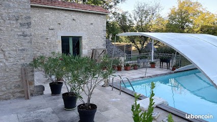 Gite Romantique: Vacances à La Campagne Avec Cheminée, Jacuzzi, Sauna, Piscine Proche De Sarlat Périgord Noir Dordogne, Gîte à Sainte-Orse