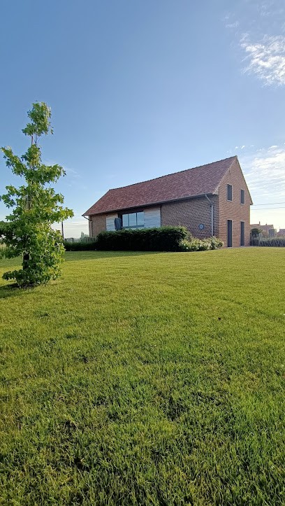 Gite La Grange Des 2 Pays (8 Pers), Gîte à Nieppe