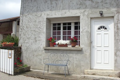 LE GÎTE DE LA CHOUETTE, Gîte à Chalamont