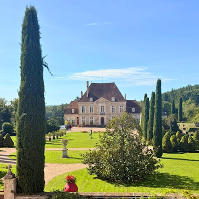Le Château De Marrault - Gîte & Évènement, Gîte à Magny