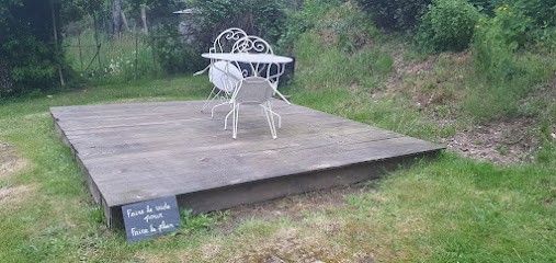 Gite le refuge du Creux, Gîte à Lapenty