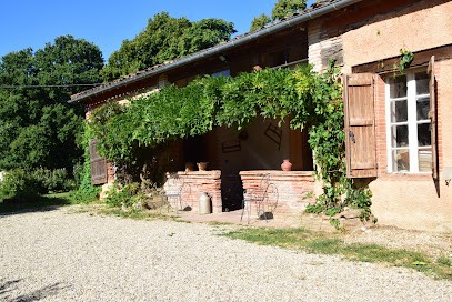 Gite Du Grand Tilleul De La Forge, Gîte à Cazes-Mondenard