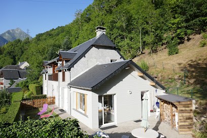 Gîte Maison Des Lys 8 Personnes, Gîte à Cadeilhan-Trachère