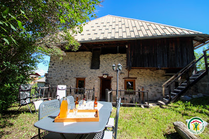 La Ferme Marcel : Gîte Tout Confort En Montagne, Randonnées, Proche Station De Ski Et Parc National Des Écrins, Hautes-Alpes, Gîte à Risoul