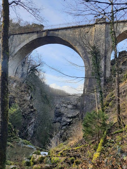 Gîte Du Cabrol | Jura, Gîte à Supt