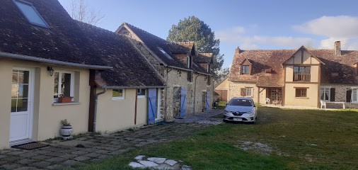Gîte Les Bruyères, Gîte à Sainte-Suzanne-et-Chammes